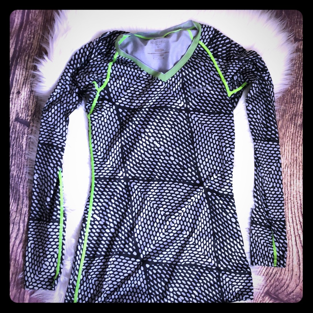 Nike PRO Dry-fit v-neck long sleeve running shirt